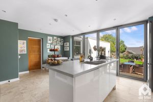 Photo 19- click for photo gallery